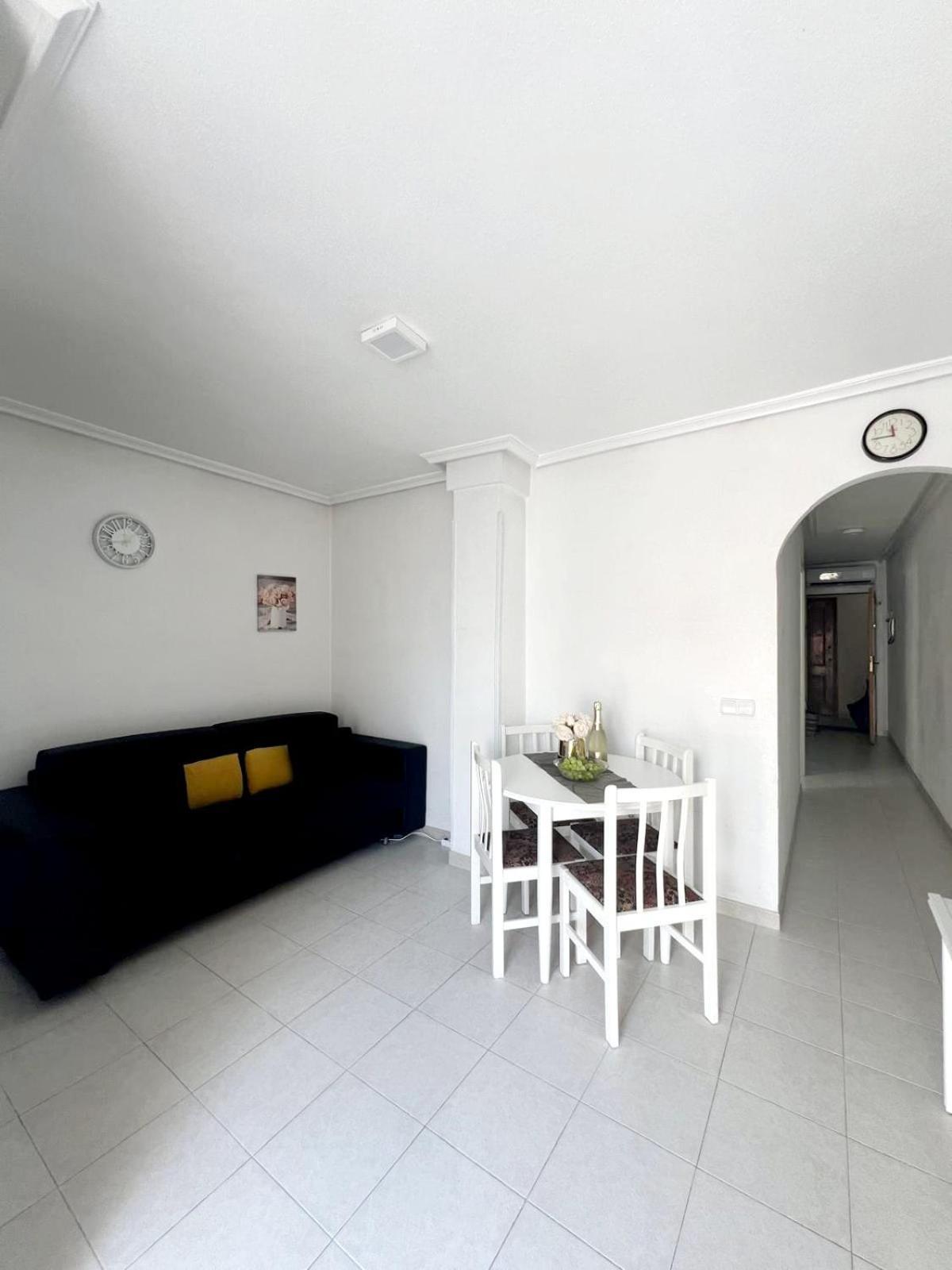 Holiday Apartment Τορεβιέχα Εξωτερικό φωτογραφία